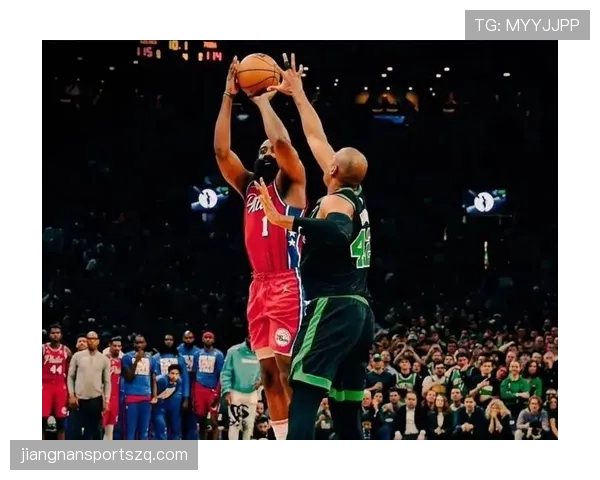 哈登挡拆持球率提升显著 拉开与欧文得分结构差异